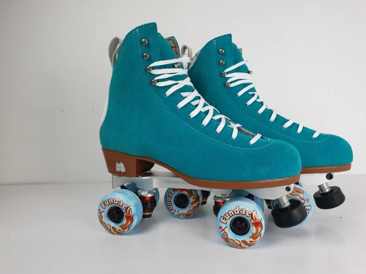 Moxi Jack Roller Skates with Reactor Neo Jade